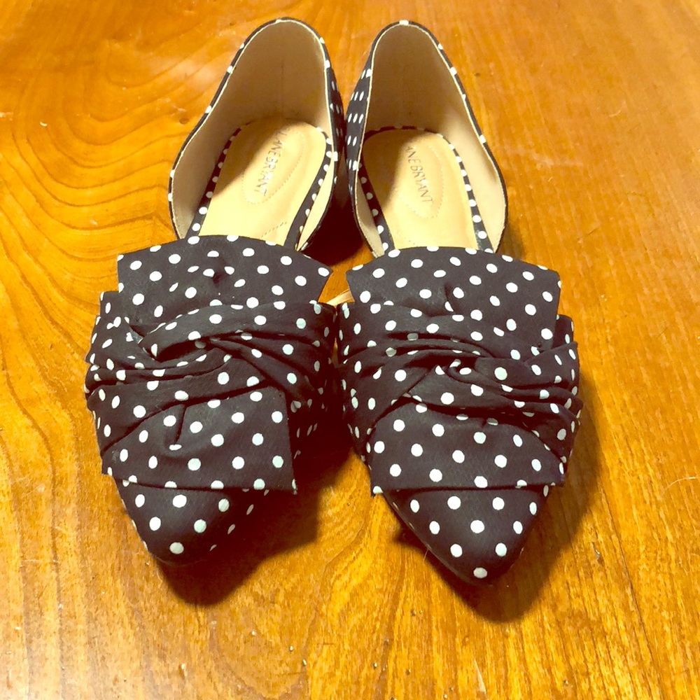 Polka dot dress shoes